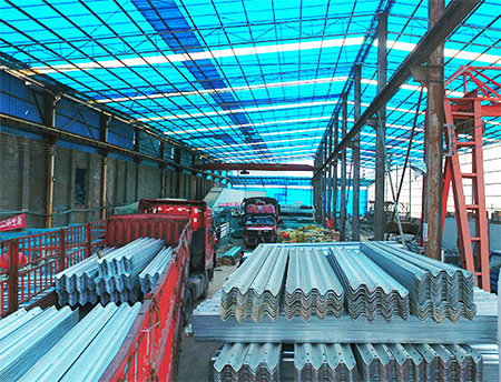 室內(nèi)護欄貨場