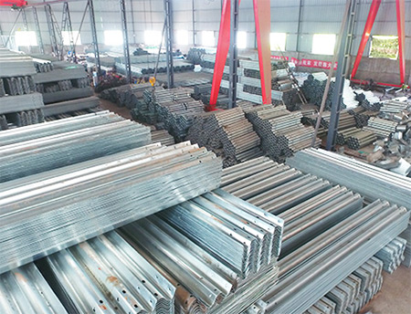 室內(nèi)護欄貨場